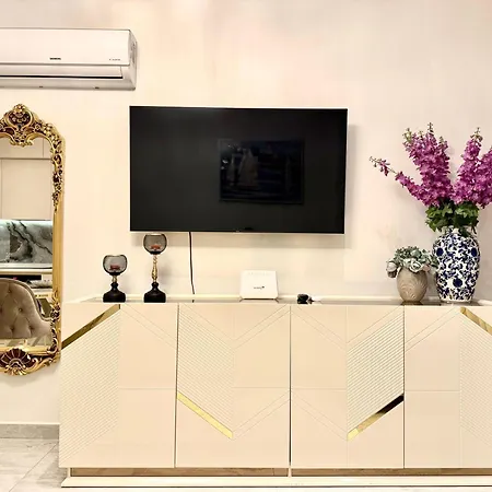 Apartamento The Legend Eskiomerler